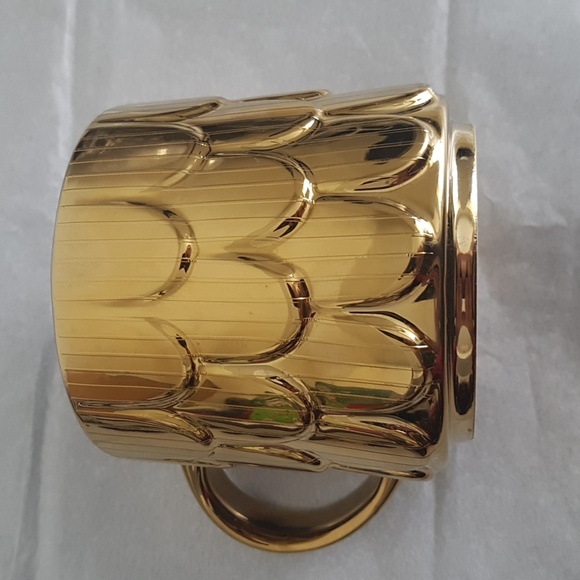 Starbucks 2019 Gold Mermaid Scale Holiday Mug 14 oz/414 ml - Picture 3 of 16